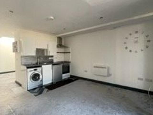 Broadway Courtyard, Nelson BB9, Studio to rent, £550 pcm | PrimeLocation