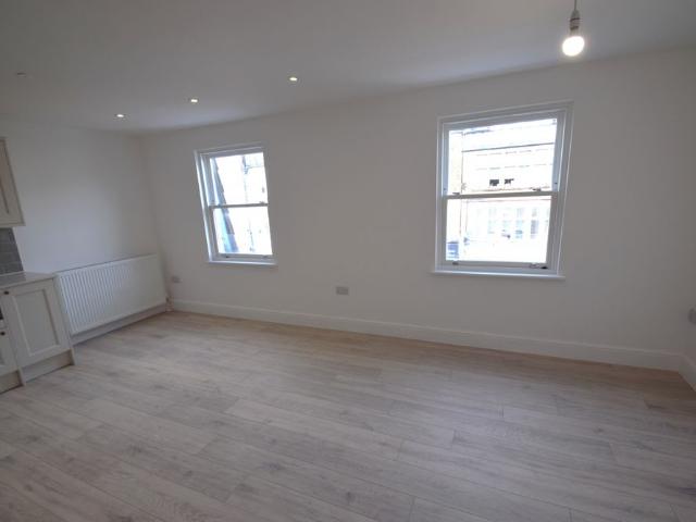 Broadway House, SS9 1AE