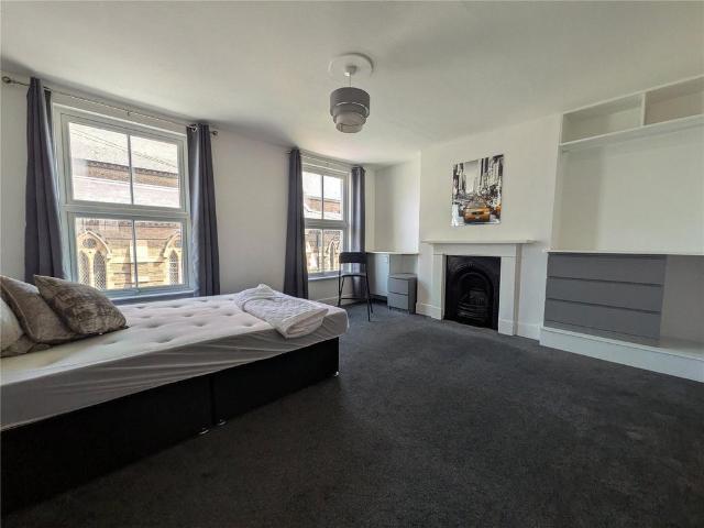 Broadway, Kent ME12 1 bed house to rent £700 pcm £162 pw