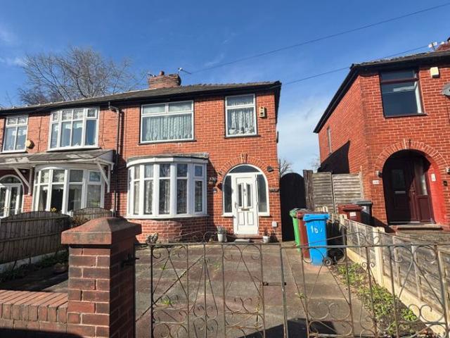 Broadway, Manchester M40, 3 bed semi detached house to rent, £1,600 pcm | PrimeLocation