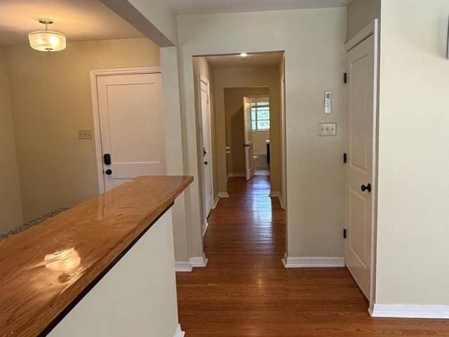 Broadway Manor 2 Bedroom Apartment for Rent at 1406 Broadway St, Little Rock, AR 72202 Downtown Little Rock