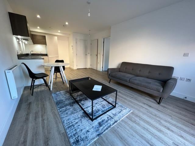 Broadway, Peterborough PE1, 1 bed flat to rent, £895 pcm | PrimeLocation