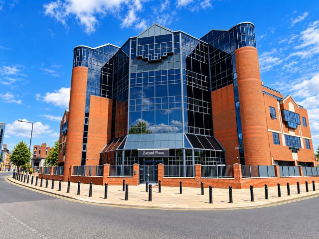 Broadway, Peterborough PE1 2 bed apartment to rent £1,095 pcm £253 pw