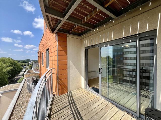 Broadway Plaza, Francis Road, Birmingham B16, 2 bed flat to rent, £1,050 pcm | PrimeLocation