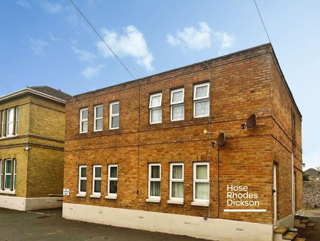 Broadway, Sandown, Isle Of Wight PO36, 1 bed flat to rent, £700 pcm | PrimeLocation