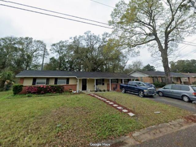 Broadwell Ave