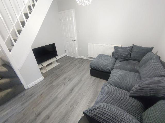 Broadwood Street, Liverpool 3 bed terraced house to rent £1,755 pcm £405 pw