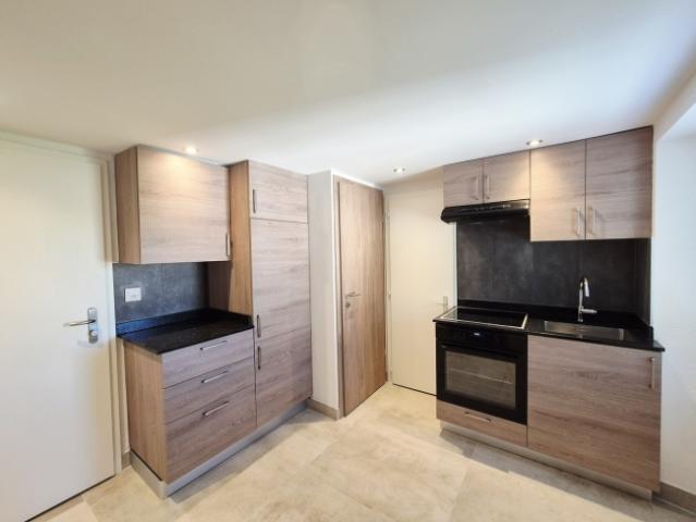 BROC FABRIQUE / 3 x Studios renoviert 2026