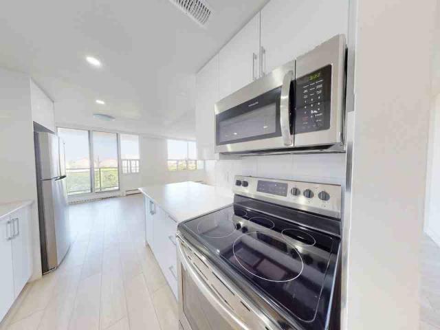 Brock & John 3 Bedroom Apartment for Rent at 35 Brock St, Hamilton, ON L8L 4L7 North End East