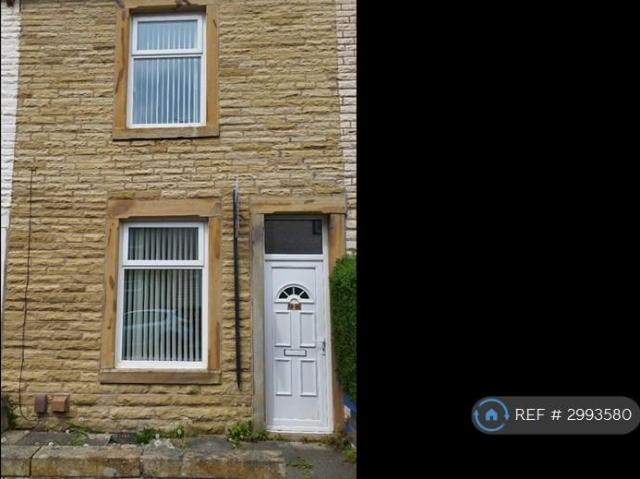 Brockenhurst Street, Burnley, BB10 3 bed terraced house to rent £845 pcm £195 pw