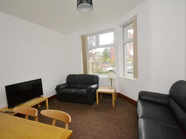 Brocklebank Road, Manchester, M14 6EL, United Kingdom | 4 bed house for rent #119265130 | Rentberry
