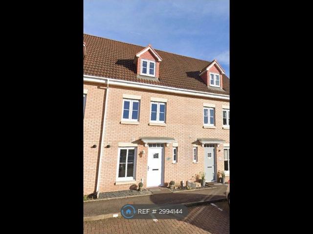 Brodie Drive, Glasgow G69, 3 bed terraced house to rent, £1,350 pcm | PrimeLocation