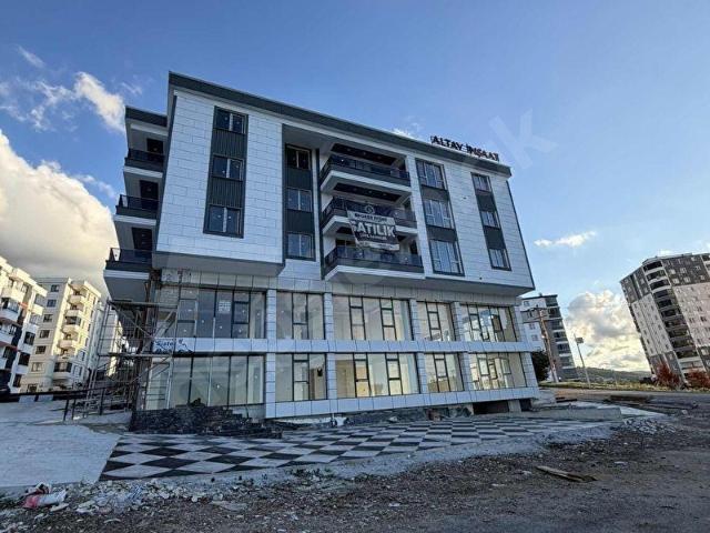 BROKER POİNT'den 2+1 CADDE CEPHE SATILIK DAİRE
