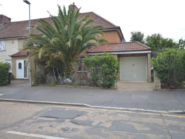 Bromhall Road