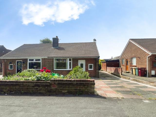 Bromley Cross Road, Bromley Cross, Bolton BL7, 2 bed semi detached bungalow to rent, £1,000 pcm | PrimeLocation