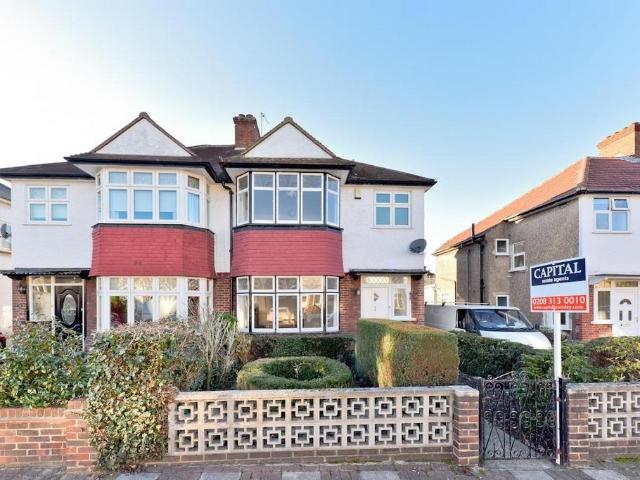 Bromley, Kent BR1 3 bed semi detached house to rent £2,100 pcm £485 pw