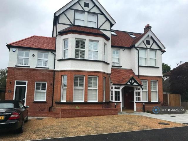 Bromley Road, Beckenham, BR3 2 bed flat to rent £1,750 pcm £404 pw