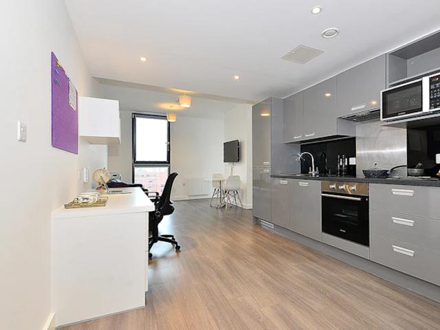 Bromsgrove Street, Birmingham, B5 Apartment to rent £1,036 pcm £239 pw