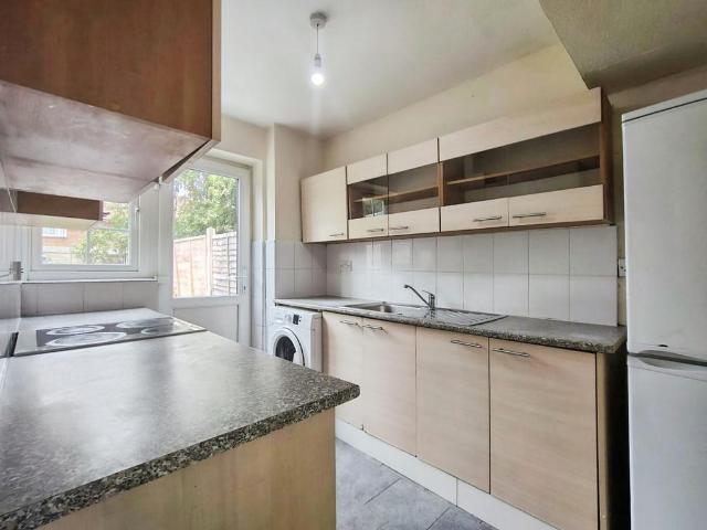 Brompton Close, Hounslow 3 bed terraced house to rent £2,200 pcm £508 pw