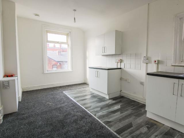 Bromwich Street, Bolton BL2, 1 bed flat to rent, £500 pcm | PrimeLocation