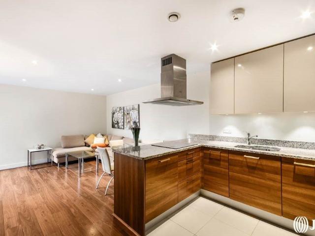 Bromyard Avenue, London W3, 2 bed flat to rent, £2,450 pcm | PrimeLocation