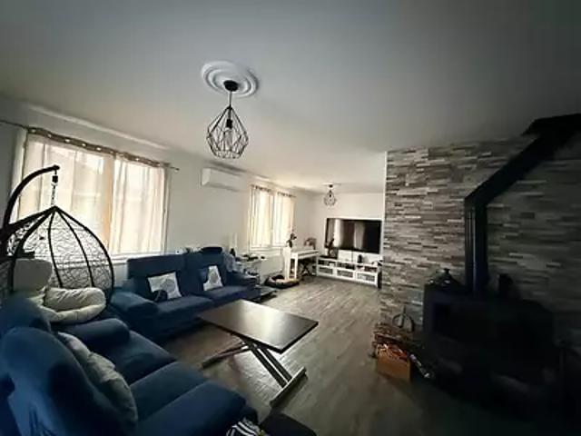 Bron 69500 Achat / Vente maison 4 pièces t4 au dernier étage