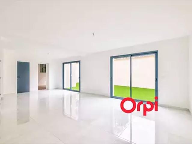 Bron 69500 Achat / Vente maison 6 pièces t6 terrasse