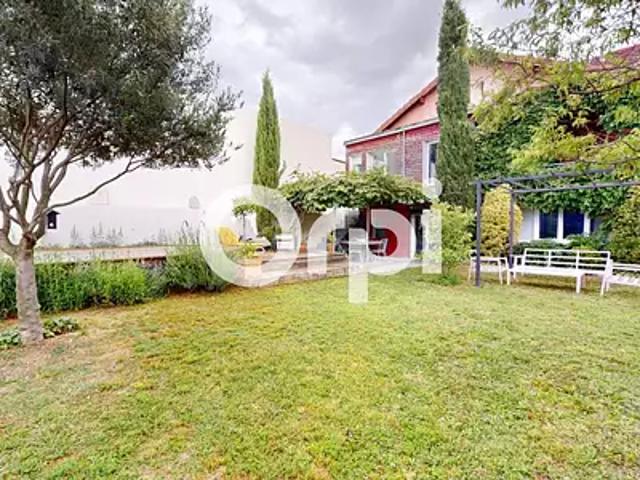 Bron 69500 Achat / Vente maison 6 pièces t6 piscine jardin