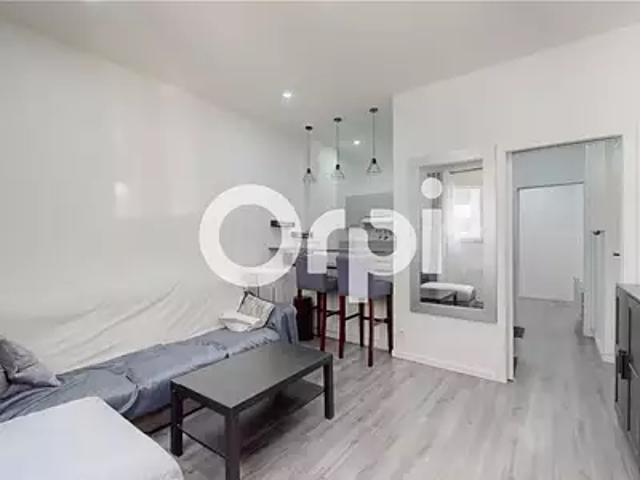 Bron 69500 Achat / Vente appartement 2 pièces t2 jardin cave