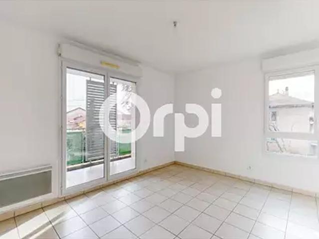 Bron 69500 Achat / Vente appartement 2 pièces t2 terrasse balcon