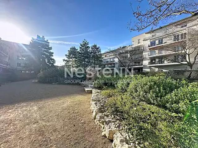 Bron 69500 Achat / Vente appartement 3 pièces t3 au dernier étage terrasse