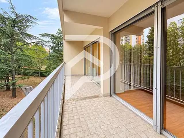 Bron 69500 Achat / Vente appartement 3 pièces t3