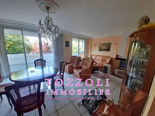 Bron 69500 Achat / Vente appartement 4 pièces t4 cave