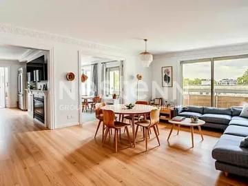 Bron 69500 Achat / Vente appartement 5 pièces t5 au dernier étage cave
