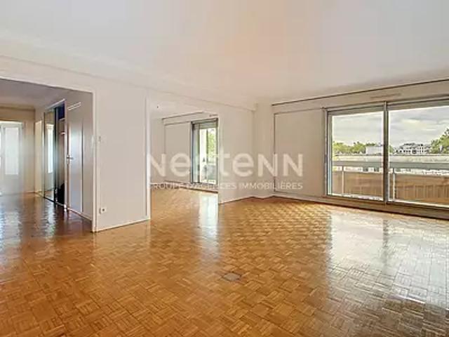 Bron 69500 Location appartement 5 pièces t5 au dernier étage cave