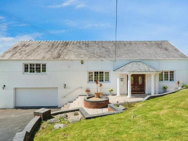 Bronallt Road, Hendy, Pontarddulais 4 bed house to rent £2,400 pcm £554 pw
