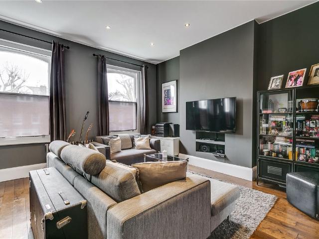 Brondesbury Road, Brondesbury Road NW6, 3 bed flat to rent, £3,400 pcm | PrimeLocation
