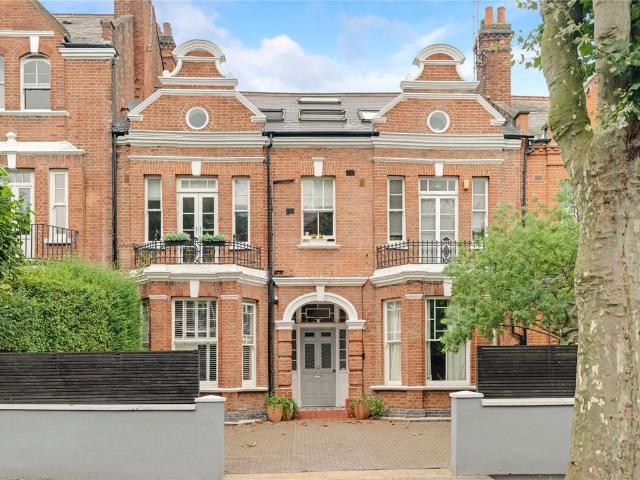 Brondesbury Road, London NW6, 2 bed flat to rent, £2,600 pcm | PrimeLocation