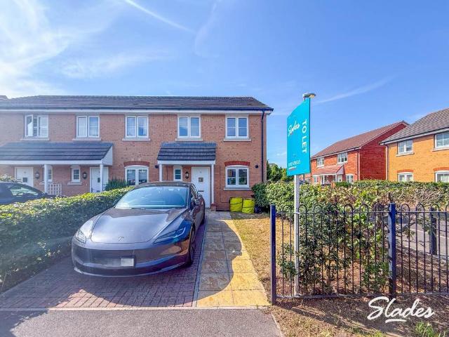 Bronte Avenue, Christchurch, Dorset 3 bed semi detached house to rent £1,695 pcm £391 pw