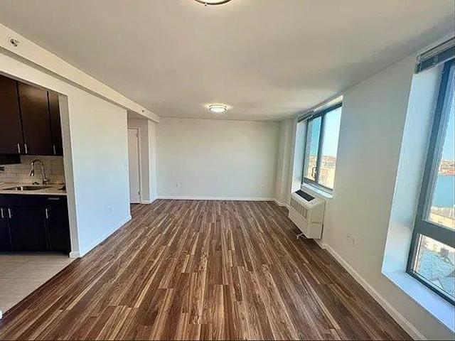 Bronx NY 10468 LS95381527