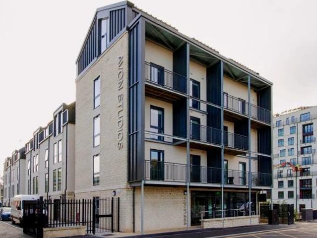 Bronze Studio Riverside