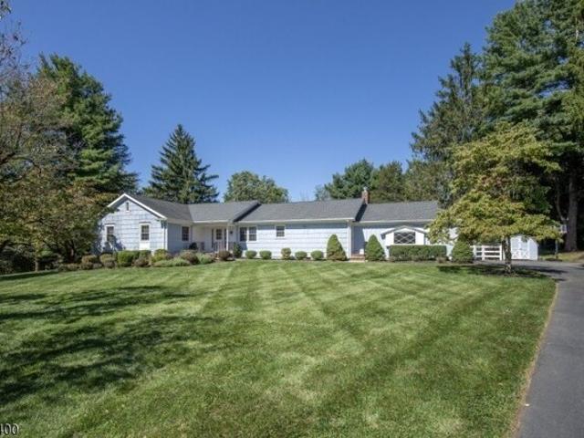 Brook Hollow Rd, Peapack Gladstone Boro, Home For Sale