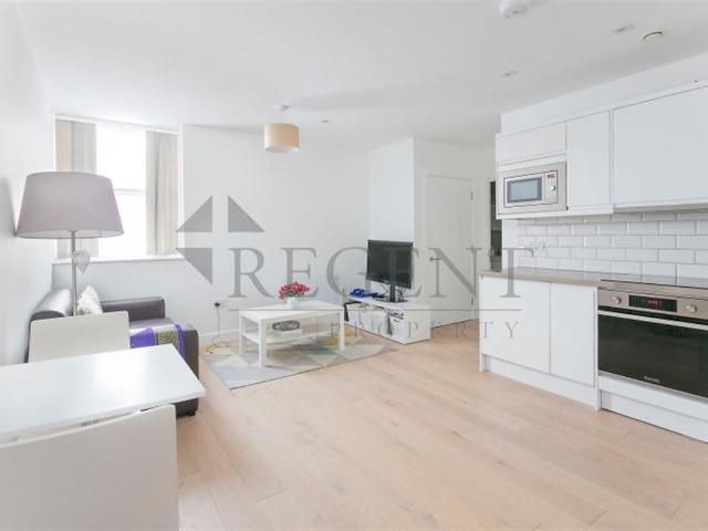 Brook House, Cricket Green CR4, 1 bed flat to rent, £1,400 pcm | PrimeLocation