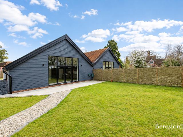 Brook Road, Aldham, CO6 4 bed detached house to rent £2,500 pcm £577 pw