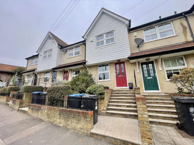 Brook Road, Epping CM16, 3 bed town house to rent, £2,200 pcm | PrimeLocation