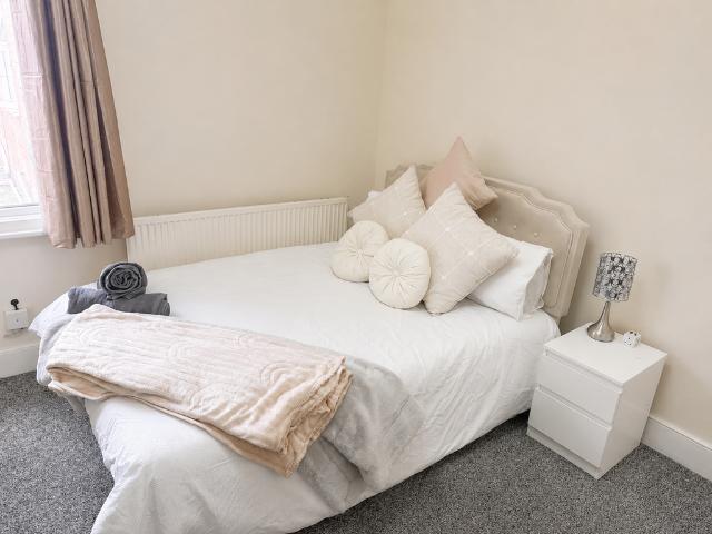 Brook Road, Thornton Heath, CR7 House share to rent £820 pcm £189 pw