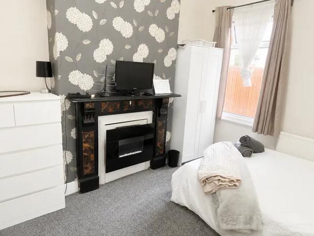Brook Road, Thornton Heath, Property for rent