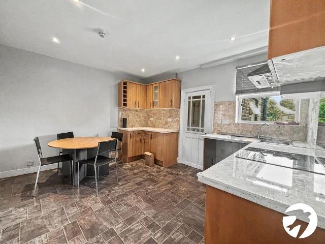 Brook Street, Erith DA8, 3 bed flat to rent, £1,700 pcm | PrimeLocation