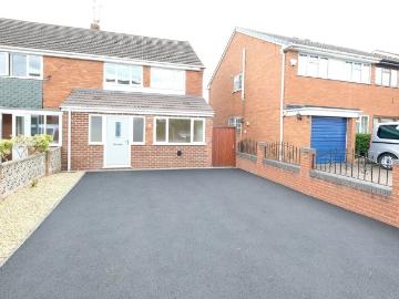 Stourbridge, West Midlands, Midlands - Garden