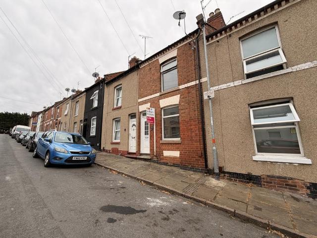 Brook Street, NORTHAMPTON 3 bed house to rent £1,200 pcm £277 pw
